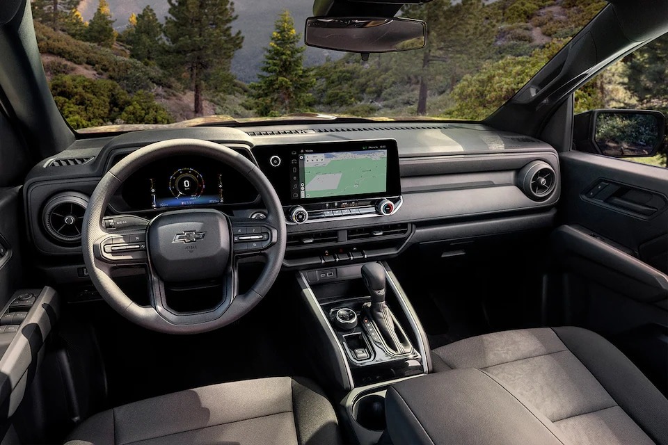 2023 CHEVY COLORADO DESIGN