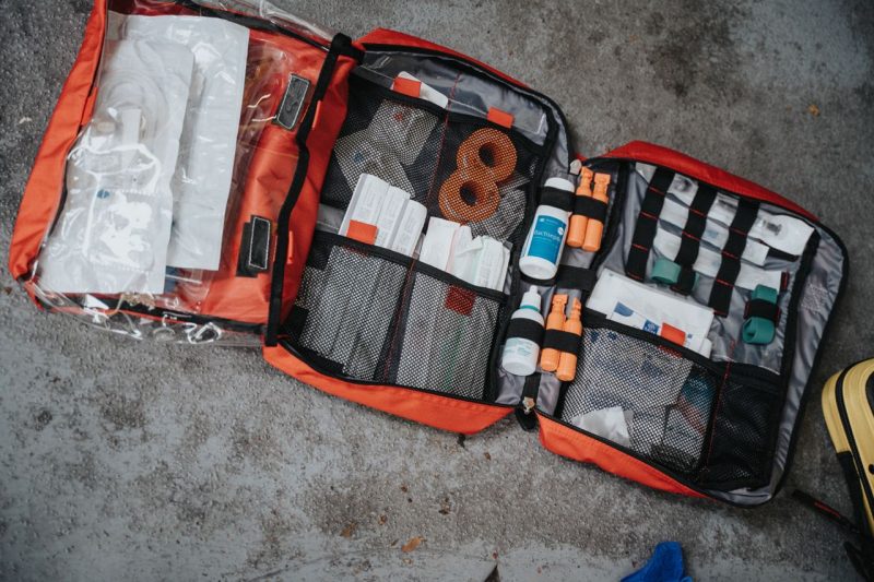 Emergency kit