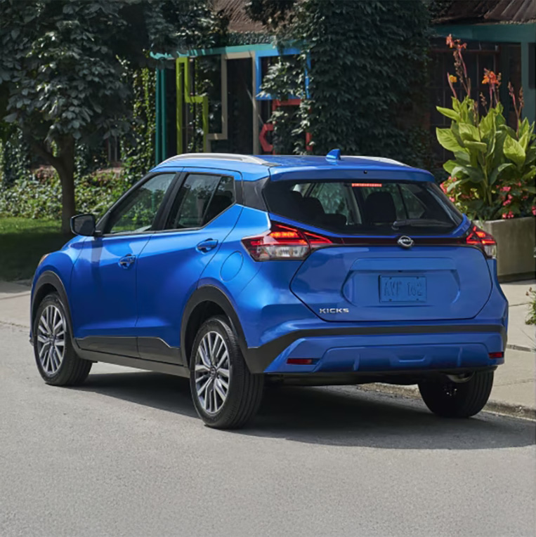 2025 Nissan Kicks Play Exterior