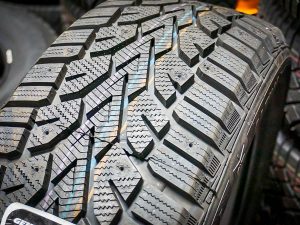General Tire - Altimax Arctic 12 - 215/55 R 17XL 98T