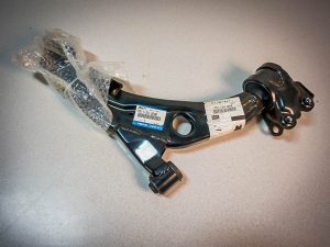 2007-2015 Mazda CX-9 Right Lower Control Arm (TD11-34-300E)