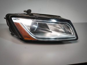 2013 - 2017 Audi Q5 Right Passenger Side Xenon Headlight (8r0941044e) - $599 MSRP $1200!