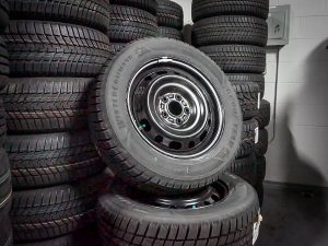 Goodyear Winter Command - 225/60R16 98T