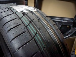 Continental Extreme Contact Sport - 225/50ZR 17 19 W