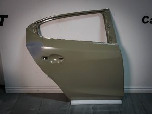 2018 Mazda 3 Rear Right Door (BJZ0-72-02XH)