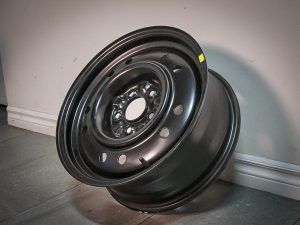 Steel-Acier Wheels Styled - Black (S18-1665-65BN+40C670)